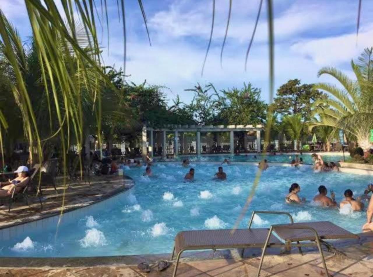 Apto Completo Com Parque Aquatico 24 Horas Lacqua Diroma Caldas Novas Zewnętrze zdjęcie