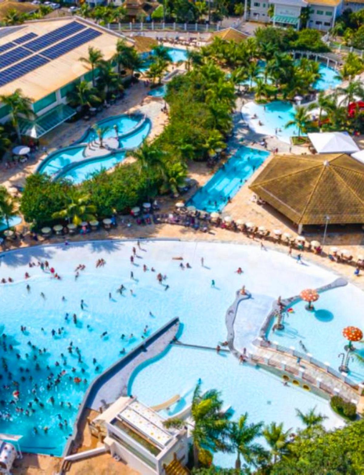Apto Completo Com Parque Aquatico 24 Horas Lacqua Diroma Caldas Novas Zewnętrze zdjęcie