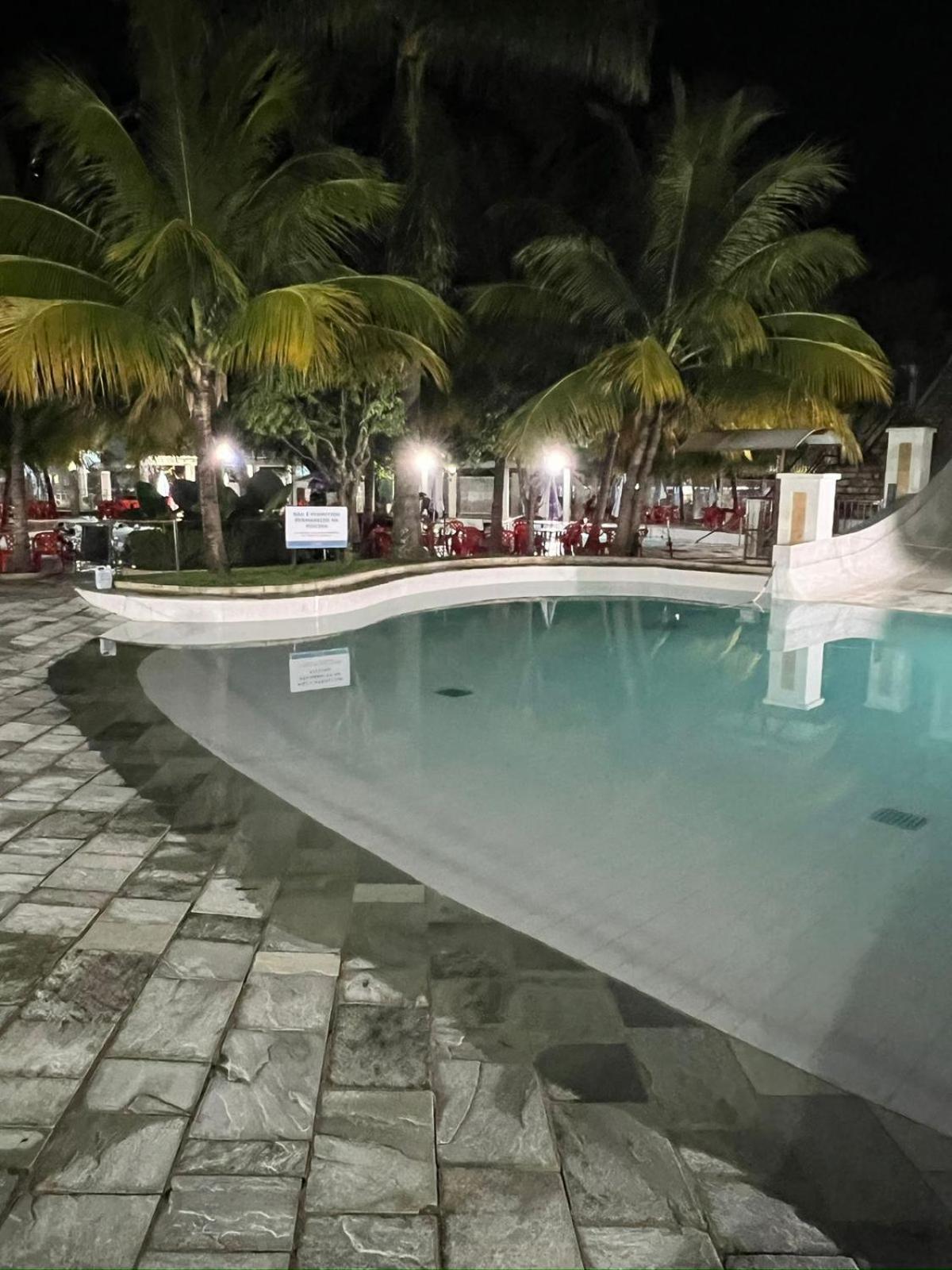 Apto Completo Com Parque Aquatico 24 Horas Lacqua Diroma Caldas Novas Zewnętrze zdjęcie